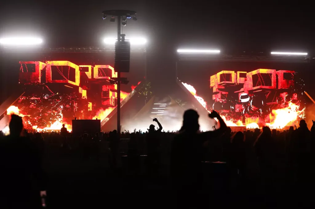  Coachella 2024: Weekend One Highlights - Stellar Performances, Surprise Guests J Balvin Surprises Crowd with Will Smith and Unforgettable Moments