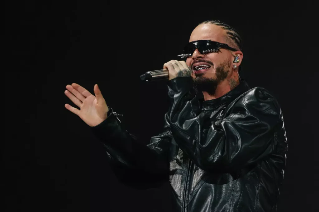  Coachella 2024: Weekend One Highlights - Stellar Performances, Surprise Guests J Balvin Surprises Crowd with Will Smith and Unforgettable Moments