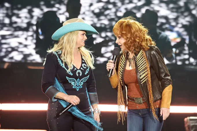 Stagecoach Transformed into a Blast from the Past: Post Malone Channels '90s/'00s Vibes, Miranda Lambert Dazzles Alongside Reba on Night 2